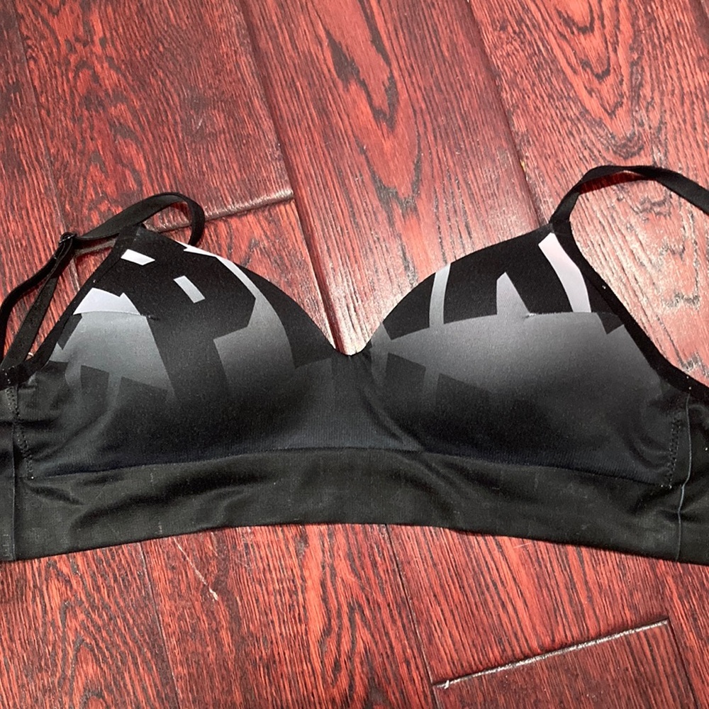 Victoria’s Secret PINK cool and comfy bra small